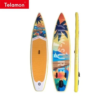 Remo en tabla de surf